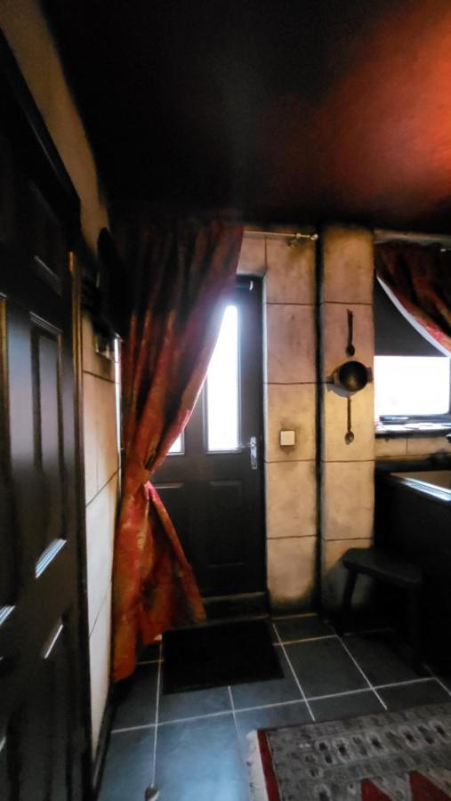 יורק Transylvania House מראה חיצוני תמונה
